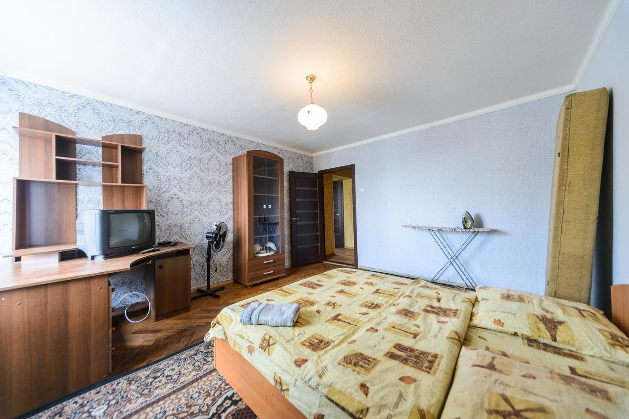 Квартира По Улице Антоновича, 158 Kijev Kültér fotó