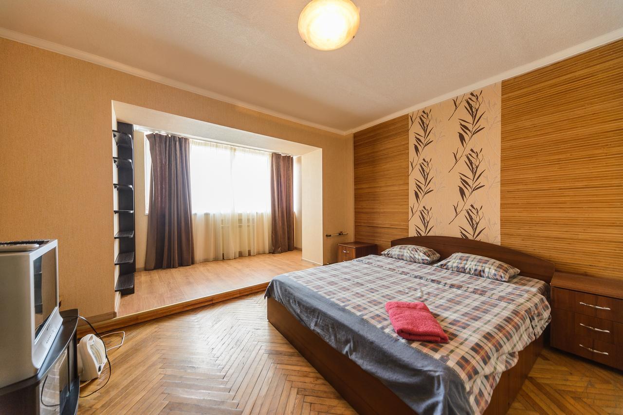 Квартира По Улице Антоновича, 158 Kijev Kültér fotó